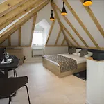 Situs Apartament