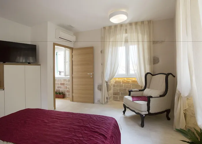 Apartment Situs