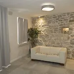 Situs Apartman