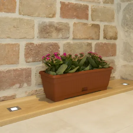 Situs Apartment Split