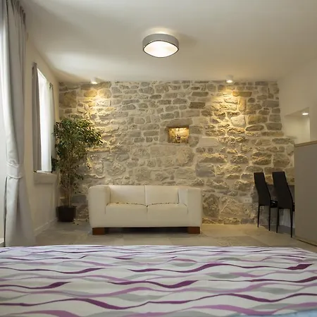 Apartment Situs